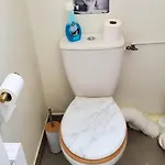Appartement T2 Spacieux Idéalement Situé - 2 *